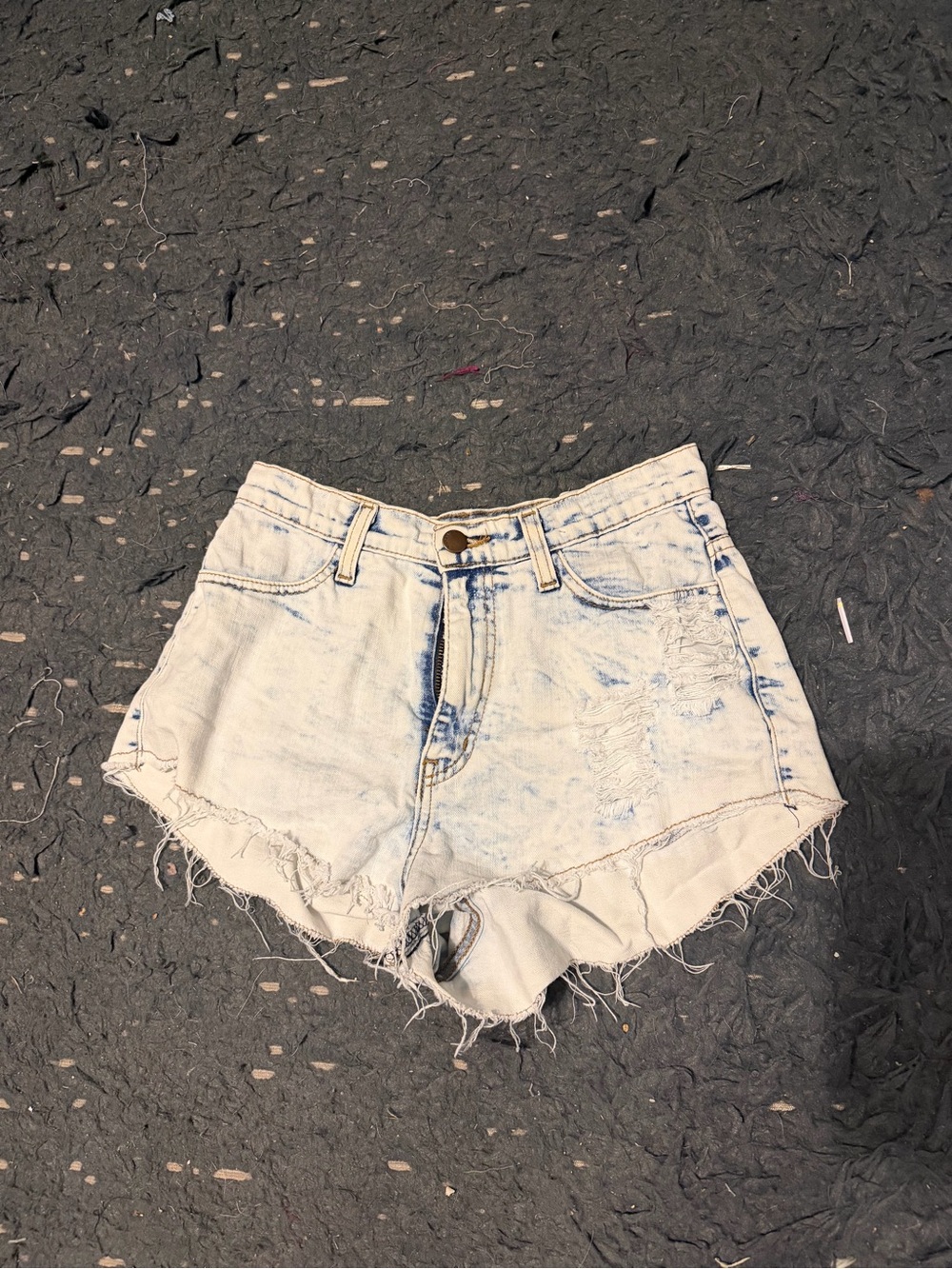 High-Waist Light Wash Denim Cutoff Shorts - Light Blue